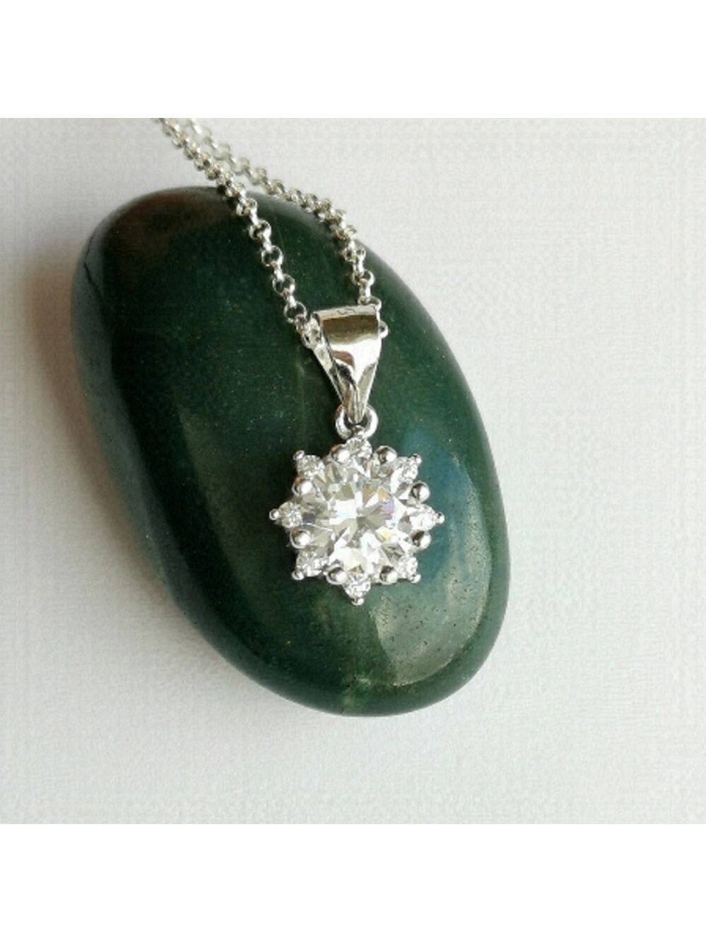 Nwt, Sunflower Sterling Silver CZ pendant necklace